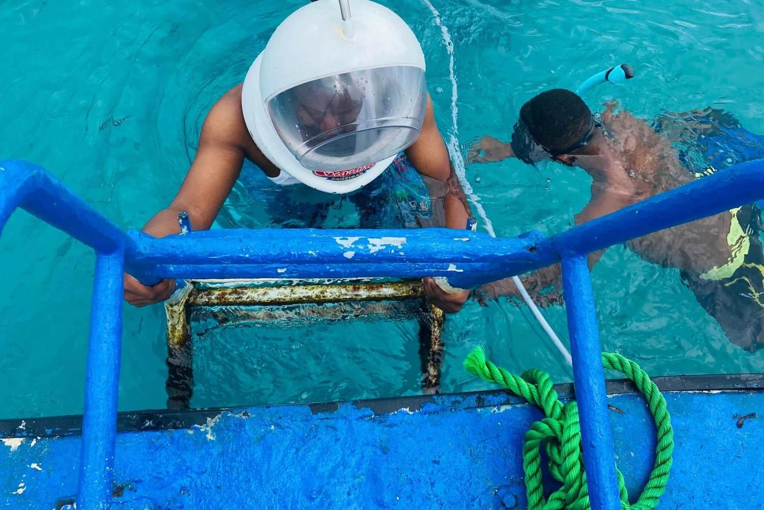 Zanzibar Sea Walk – Underwater Walking Experience - thumbnail 6